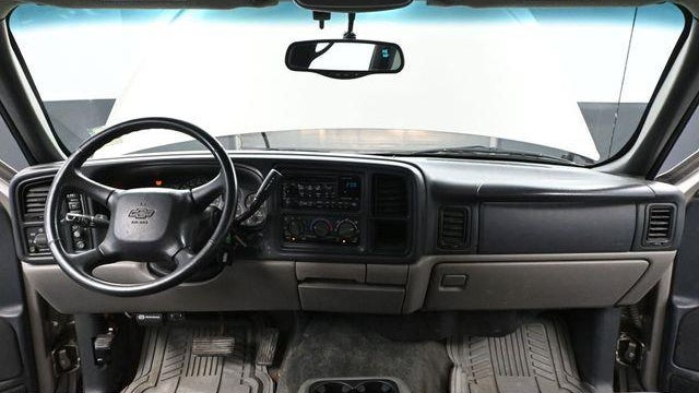 2002 Chevrolet Suburban 1500 LS