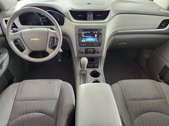 2017 Chevrolet Traverse - $9,637