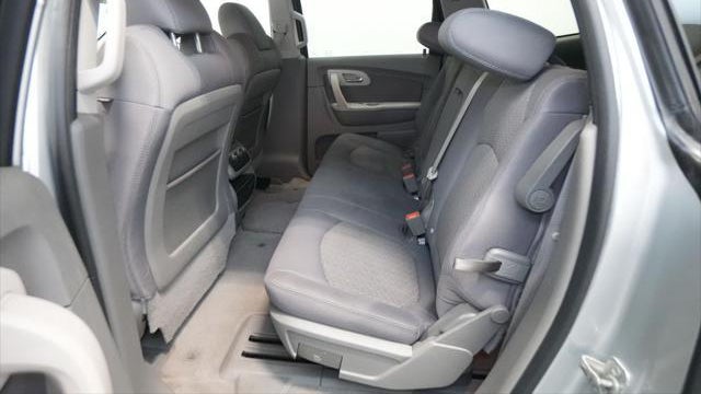 2012 Chevrolet Traverse LS