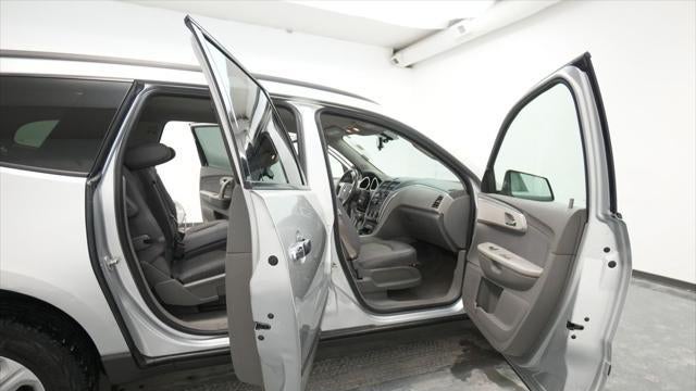 2012 Chevrolet Traverse LS