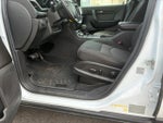 2016 Traverse Thumbnail 11