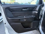 2016 Traverse Thumbnail 9