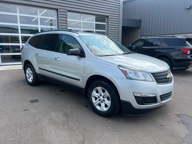 2016 Chevrolet Traverse - $8,897