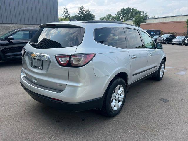 2016 Chevrolet Traverse - $8,897