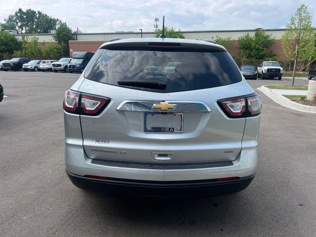 2016 Chevrolet Traverse - $8,897