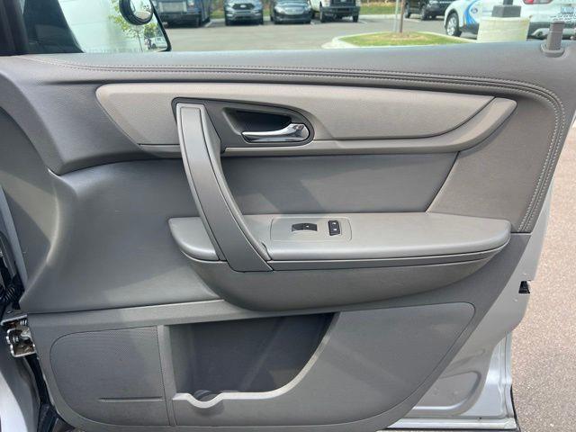 2016 Chevrolet Traverse - $8,897