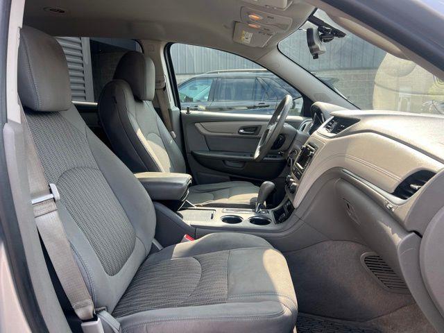 2016 Chevrolet Traverse - $8,897