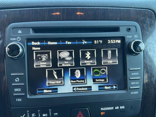 2015 Chevrolet Traverse - $11,900