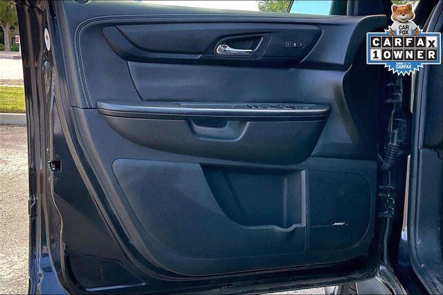 2017 Chevrolet Traverse - $14,876