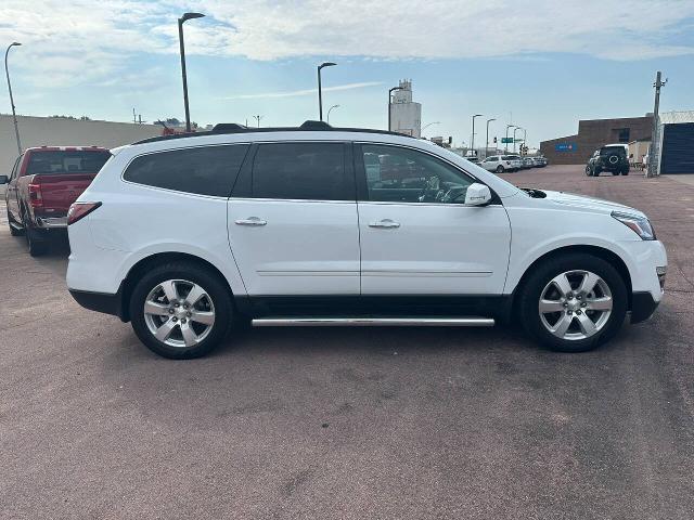 2016 Chevrolet Traverse - $14,900