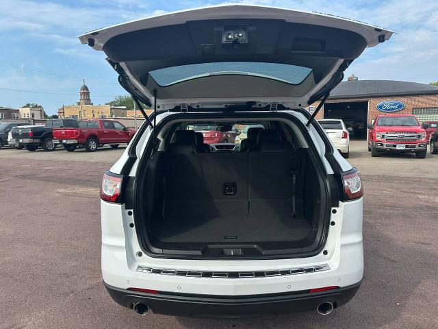 2016 Chevrolet Traverse - $14,900