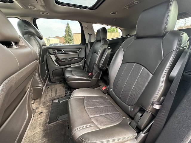 2016 Chevrolet Traverse - $14,900
