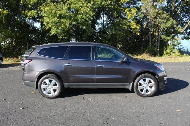 2017 Chevrolet Traverse - $13,575