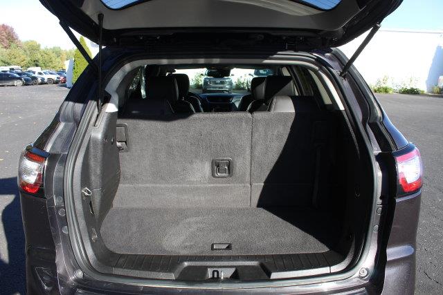 2017 Chevrolet Traverse - $13,575