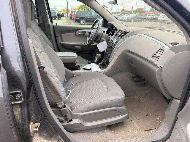 2010 Chevrolet Traverse - $4,750