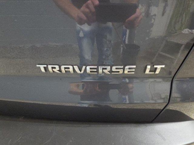 2010 Chevrolet Traverse - $4,750