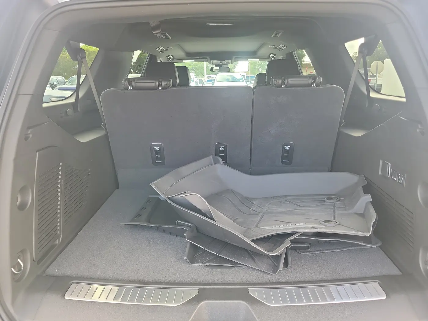 2025 Chevrolet Suburban - $64,880