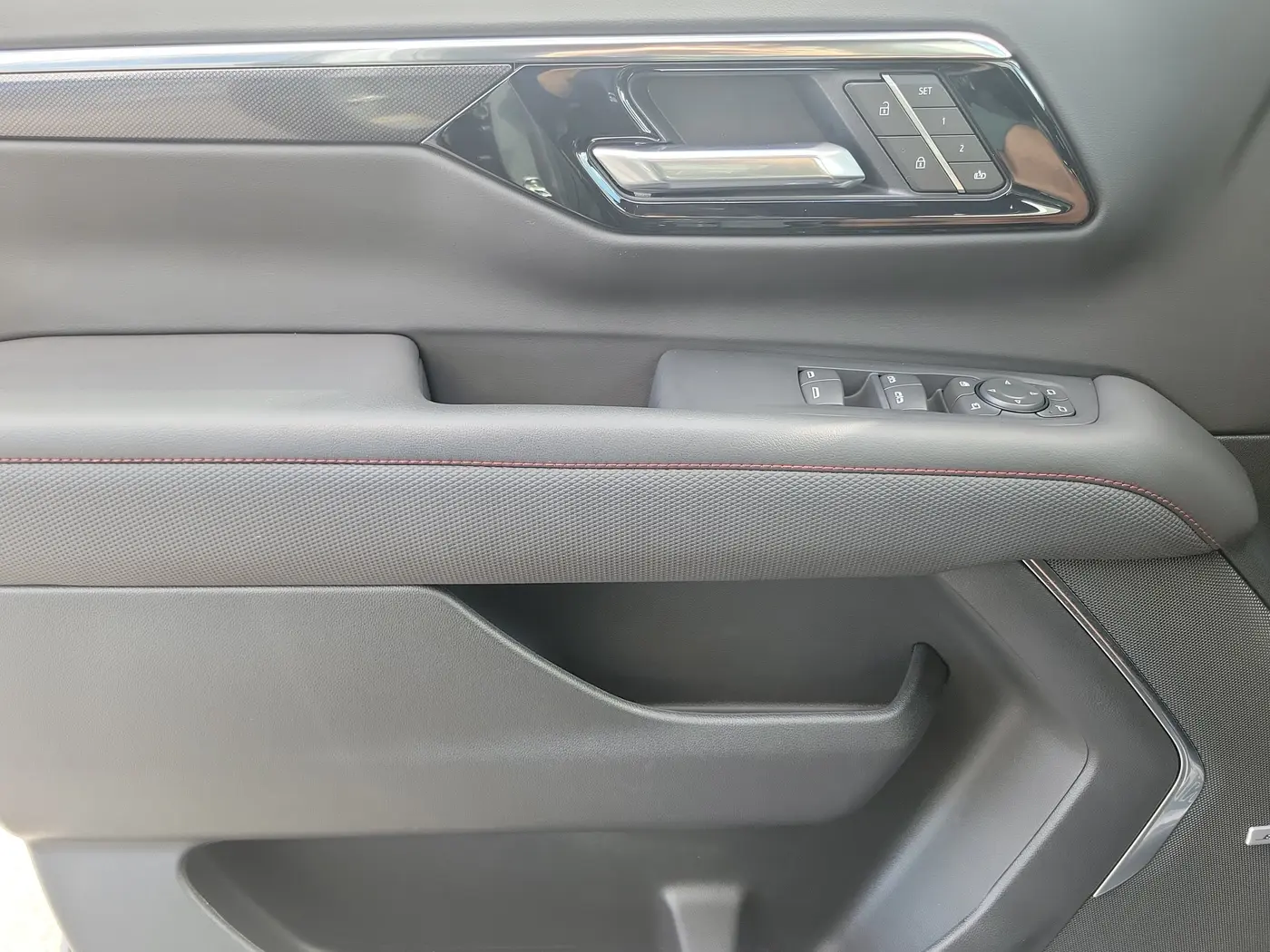 2025 Chevrolet Suburban - $64,880