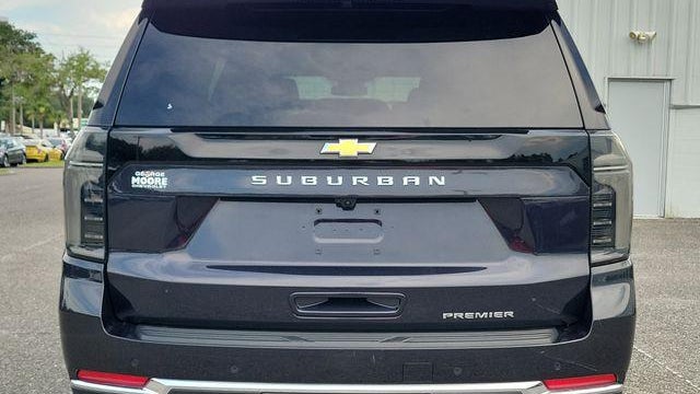 2025 Chevrolet Suburban Premier