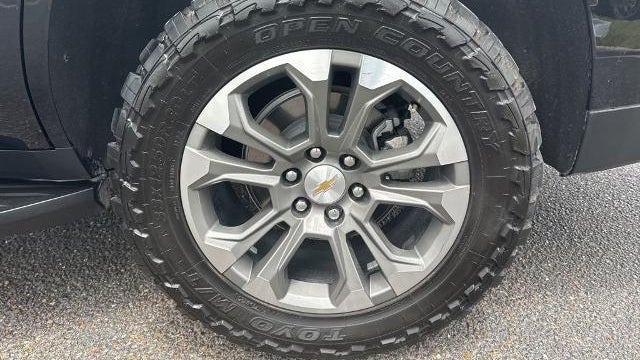 2025 Chevrolet Tahoe LS