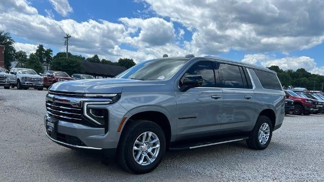 2025 Chevrolet Suburban LT