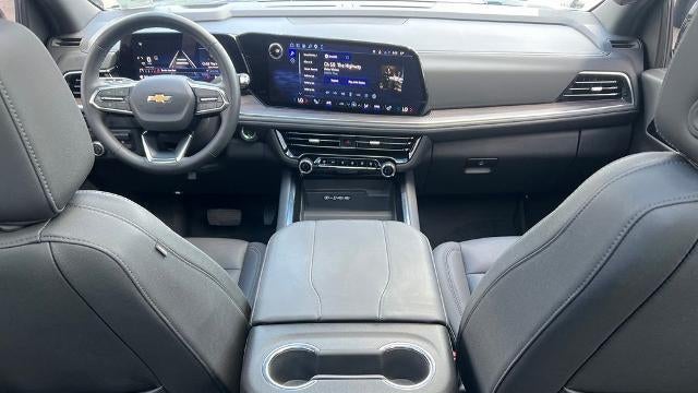 2025 Chevrolet Suburban LT