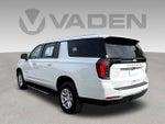2025 Suburban Thumbnail 25