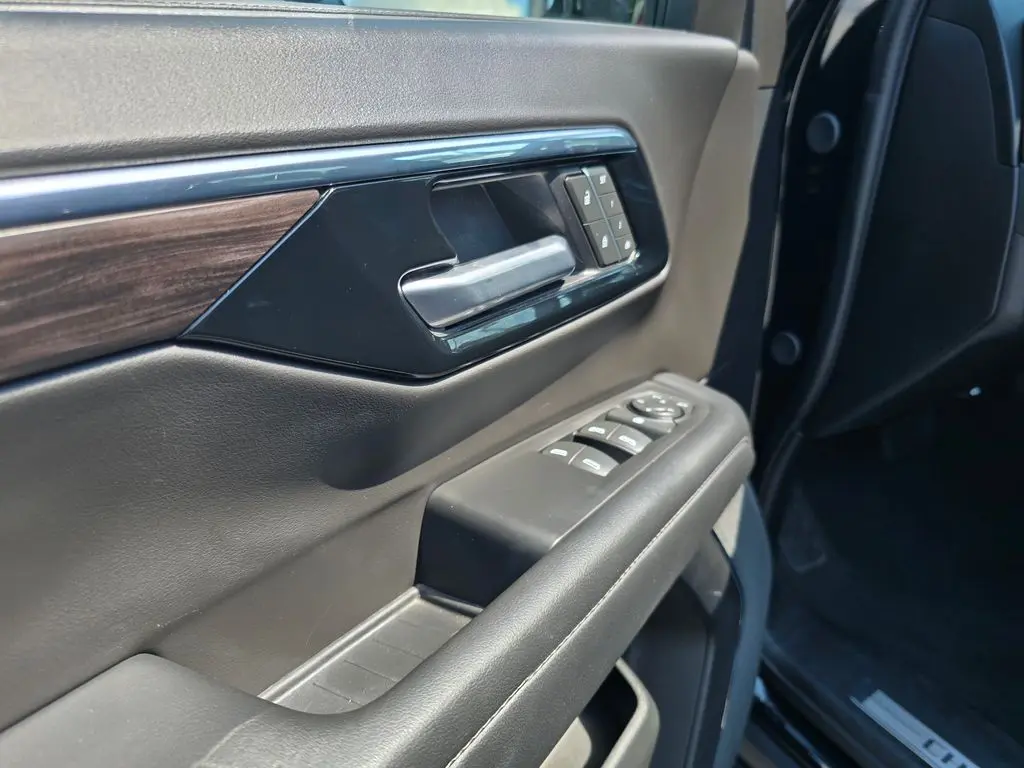 2025 Chevrolet Suburban - $53,299