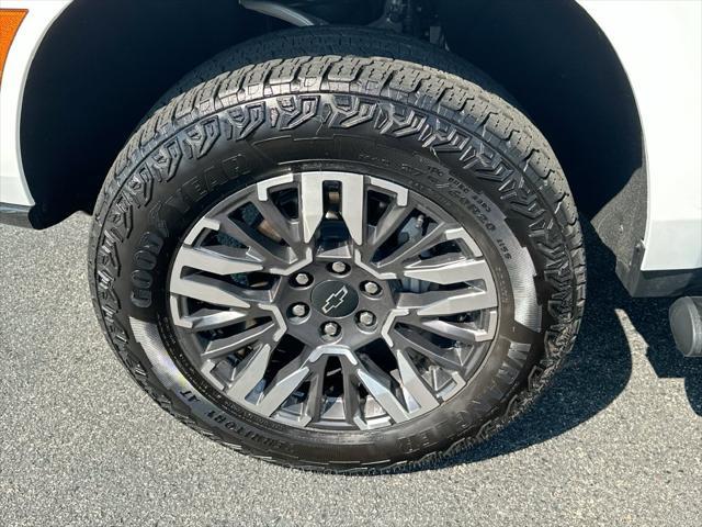 2026 Chevrolet Suburban - $69,580