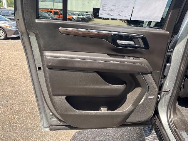2026 Chevrolet Suburban - $69,579