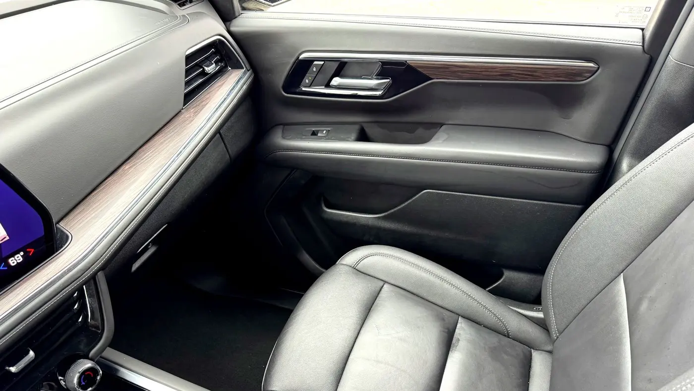 2025 Chevrolet Suburban Z71