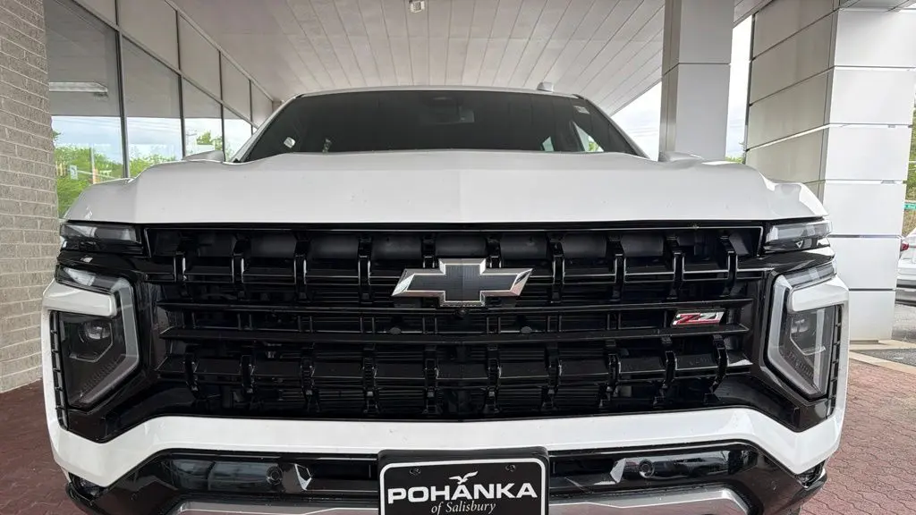 2025 Chevrolet Suburban Z71