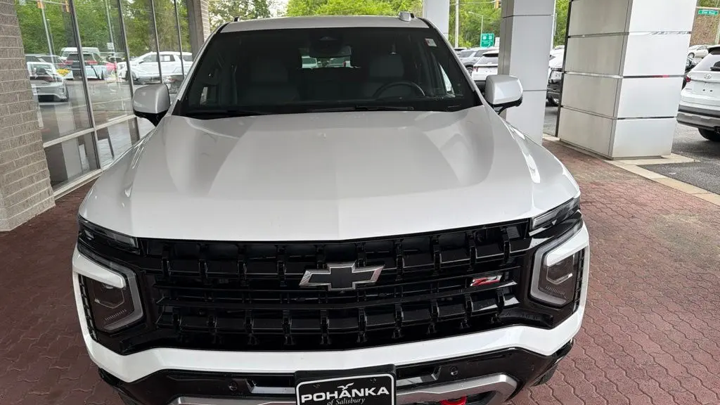 2025 Chevrolet Suburban Z71