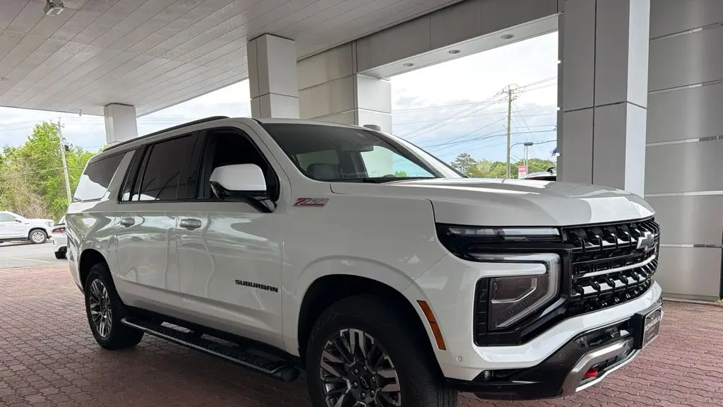 2025 Chevrolet Suburban Z71