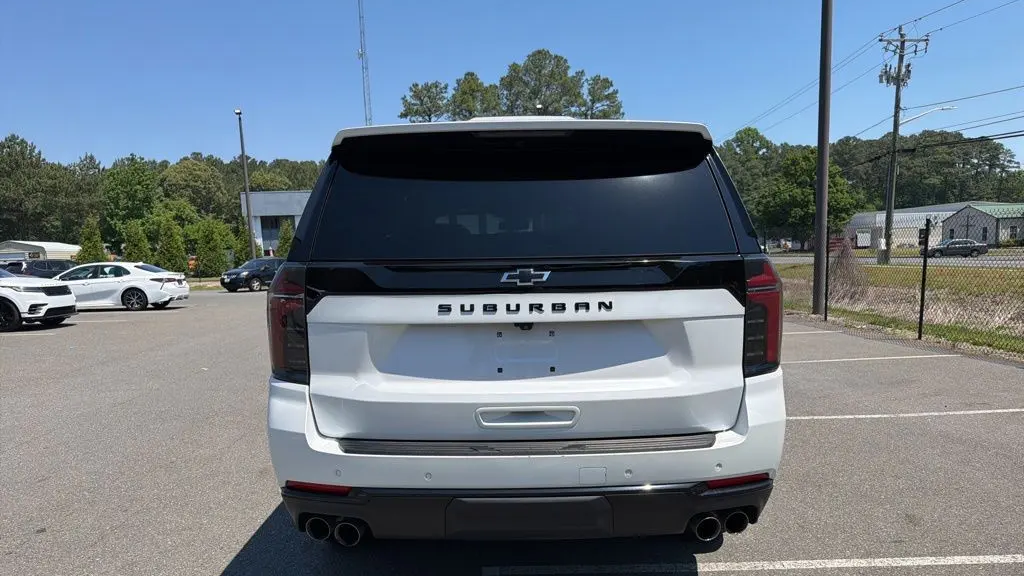 2025 Chevrolet Suburban Z71