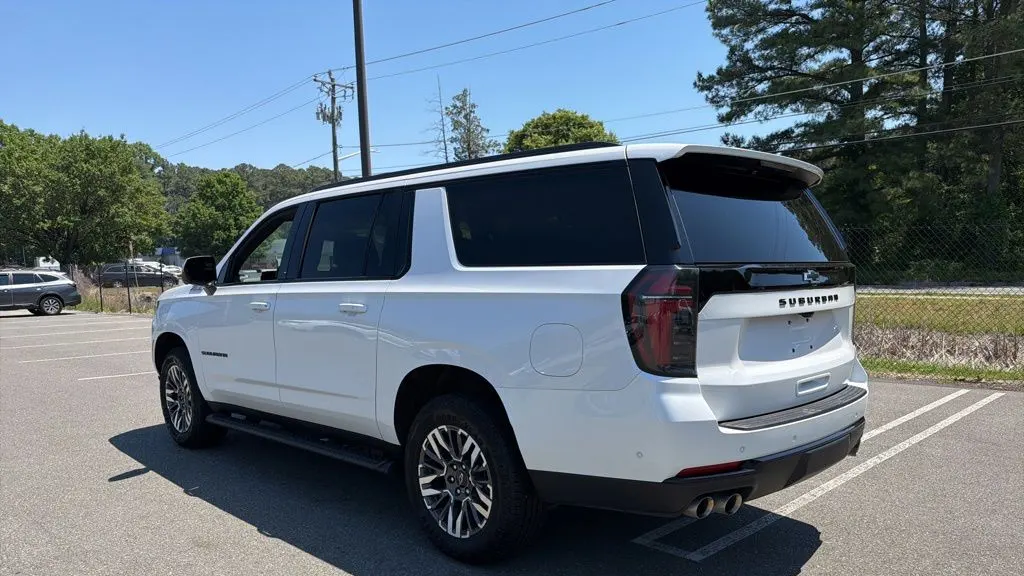 2025 Chevrolet Suburban Z71