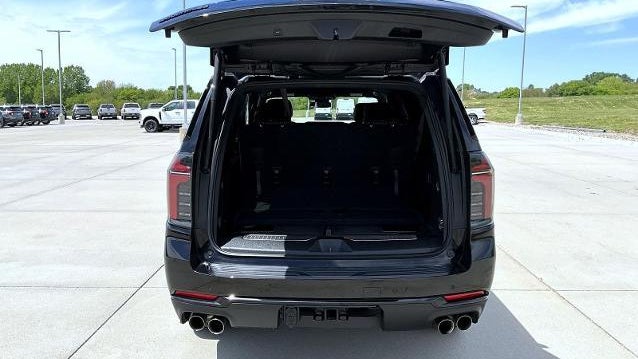 2025 Chevrolet Suburban Z71