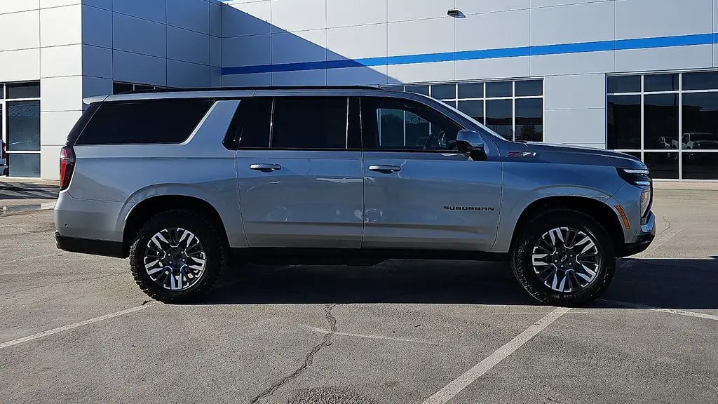 2025 Chevrolet Suburban Z71