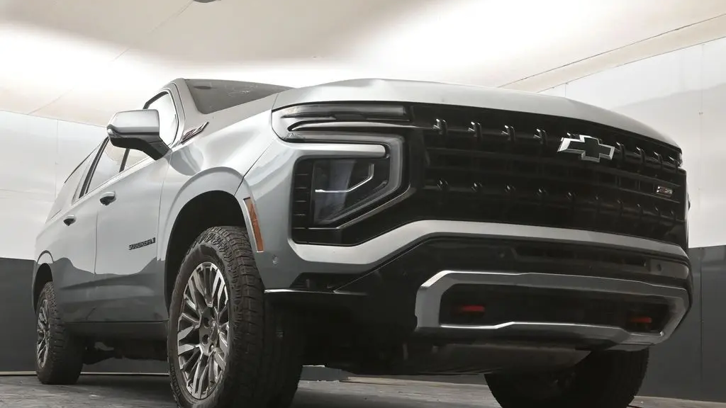 2025 Chevrolet Suburban Z71