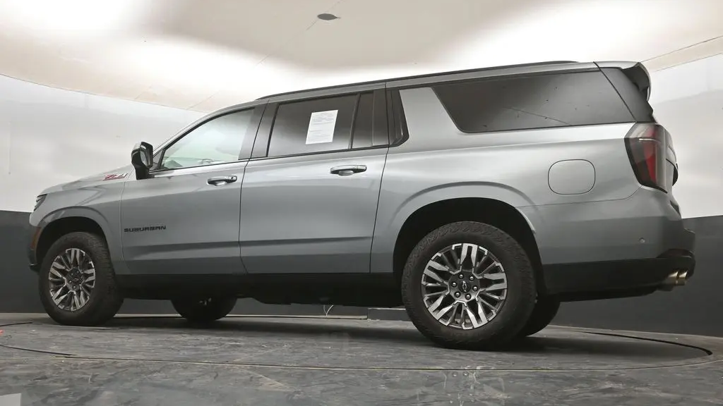 2025 Chevrolet Suburban Z71
