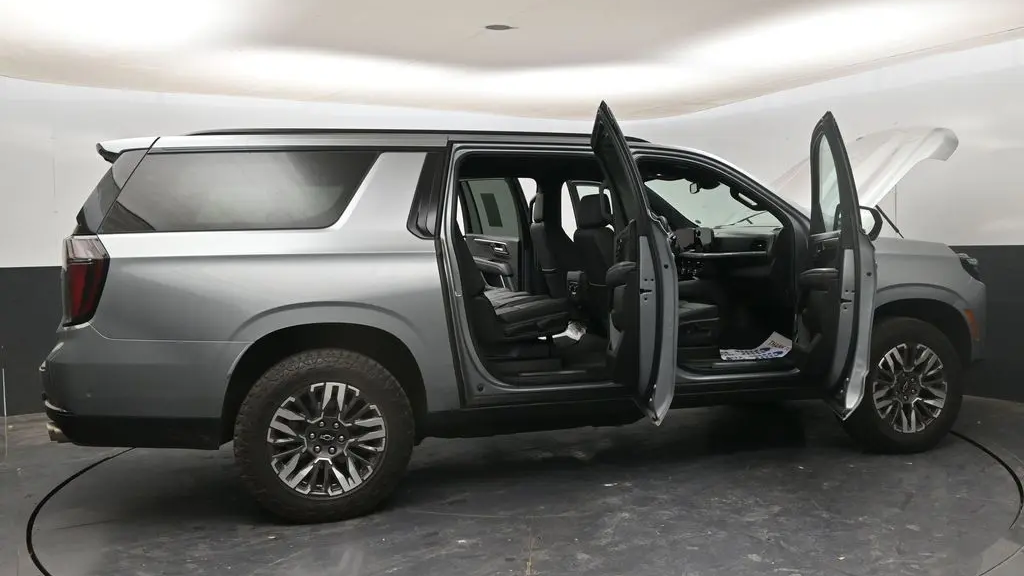 2025 Chevrolet Suburban Z71