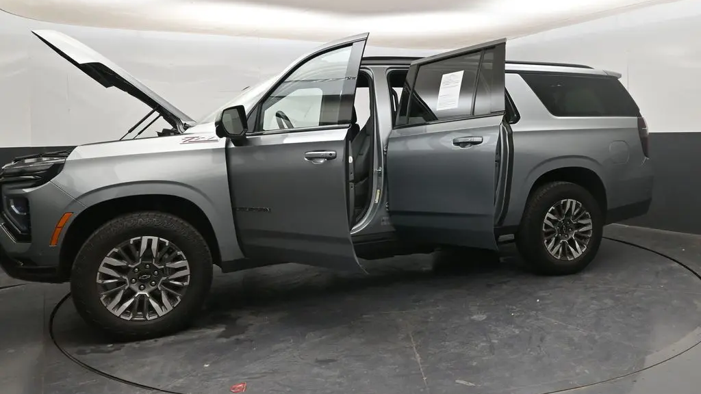 2025 Chevrolet Suburban Z71