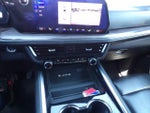 2025 Suburban Thumbnail 25