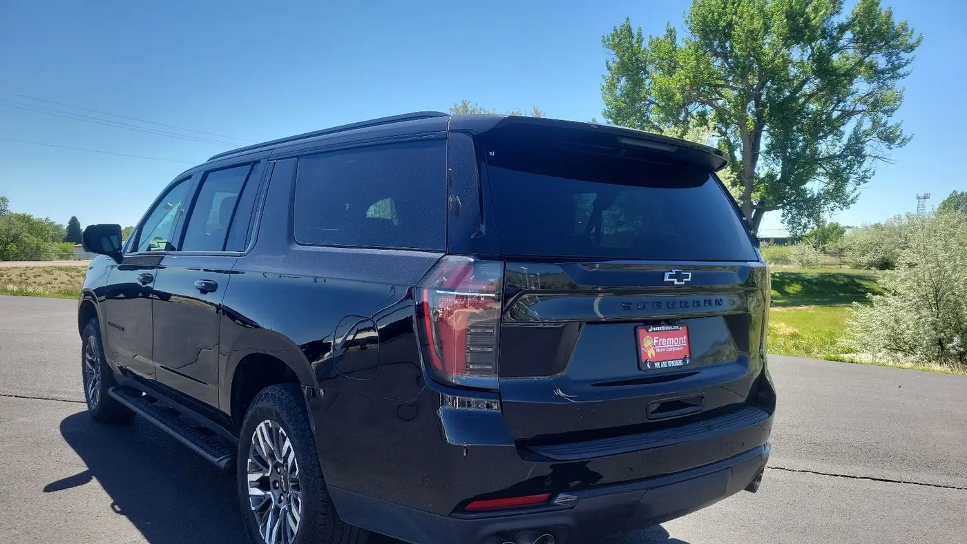 2025 Chevrolet Suburban Z71