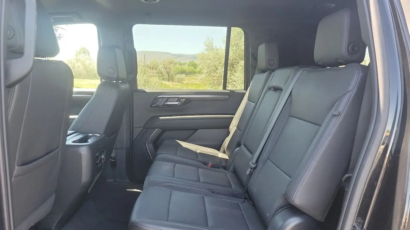 2025 Chevrolet Suburban Z71