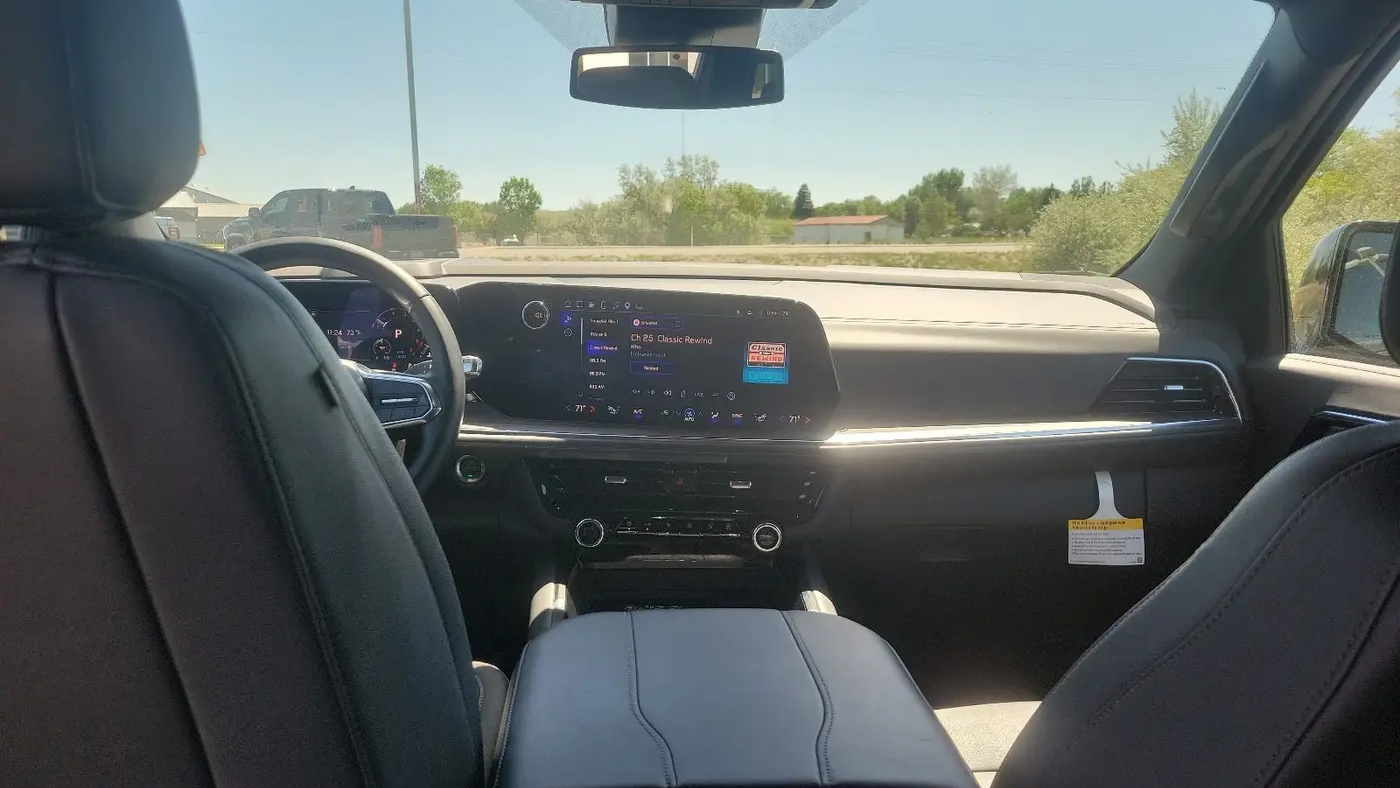 2025 Chevrolet Suburban Z71