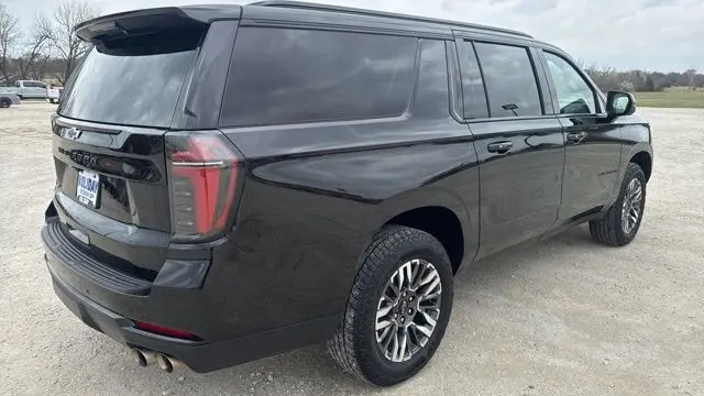 2025 Chevrolet Suburban Z71