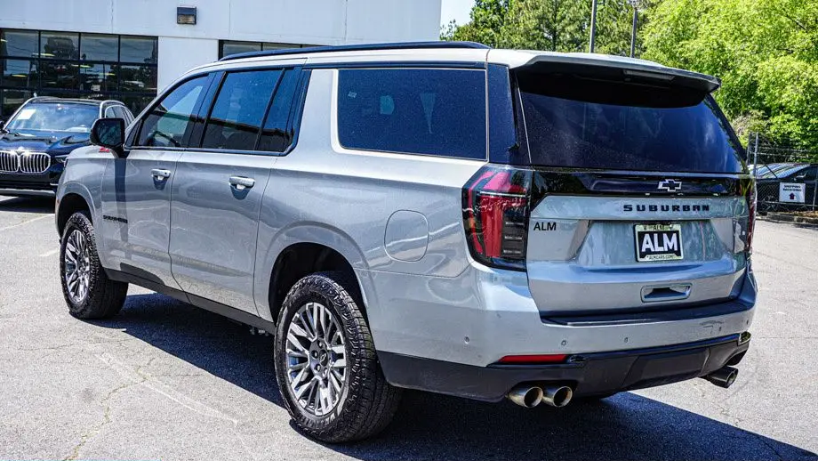 2025 Chevrolet Suburban Z71