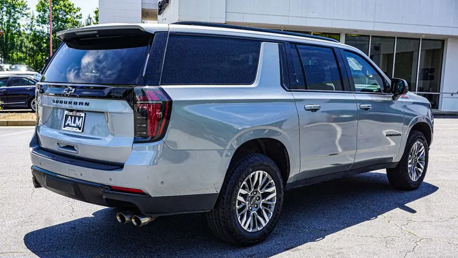 2025 Chevrolet Suburban Z71