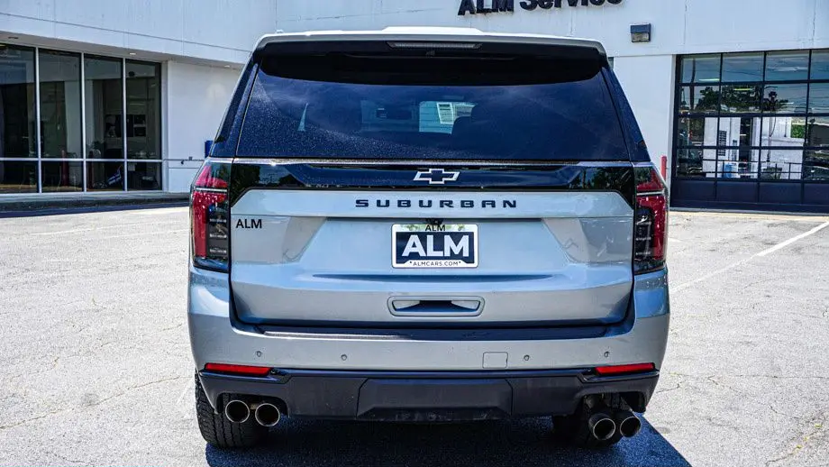 2025 Chevrolet Suburban Z71